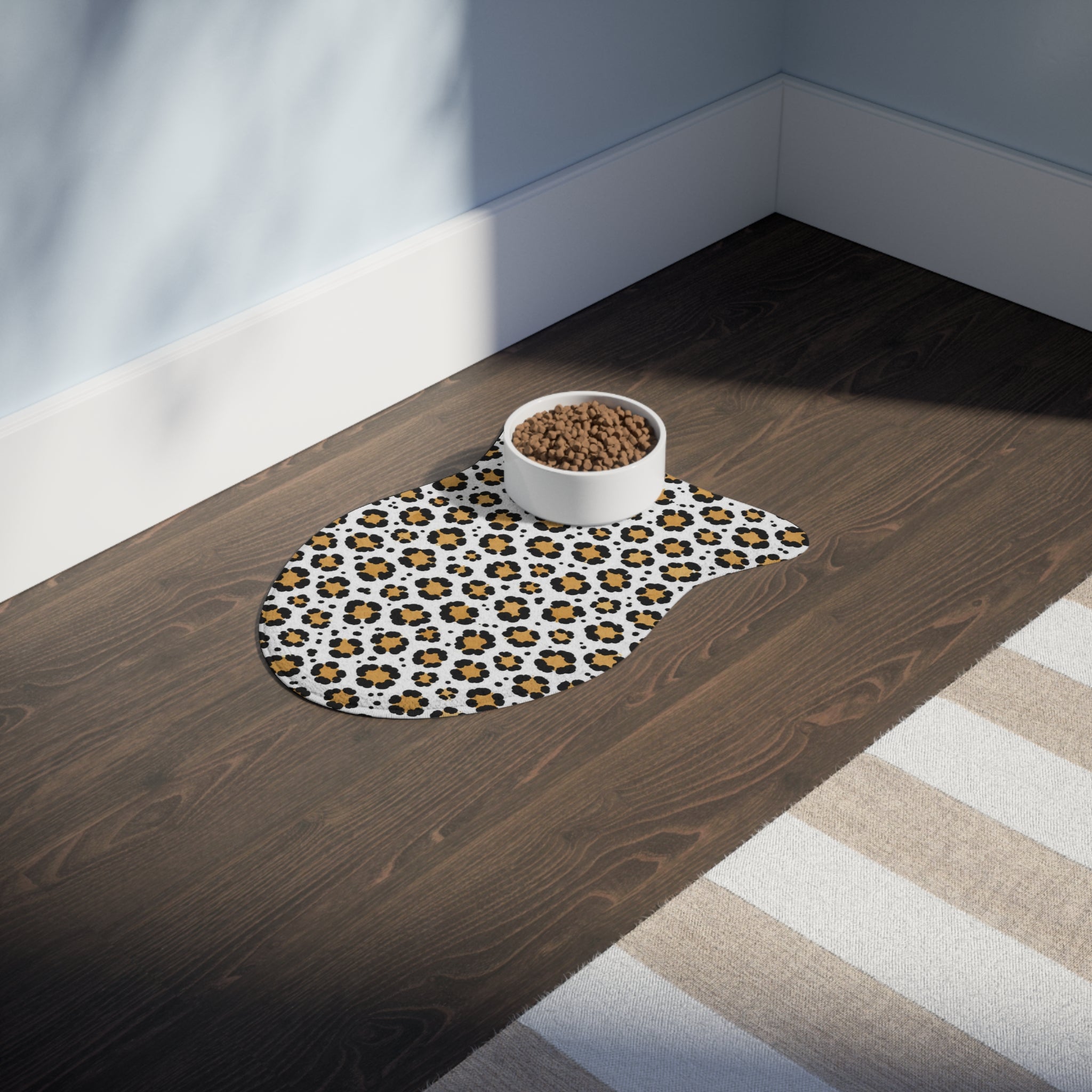 Leopard Print Pet Feeding Mat — Non-Slip Bone-Shaped Cat & Dog Placemat